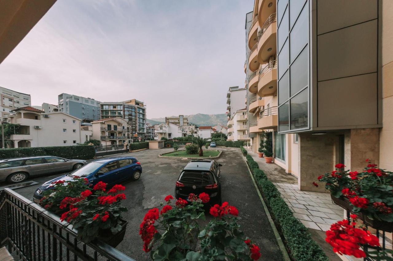 City Apartments Будва Экстерьер фото