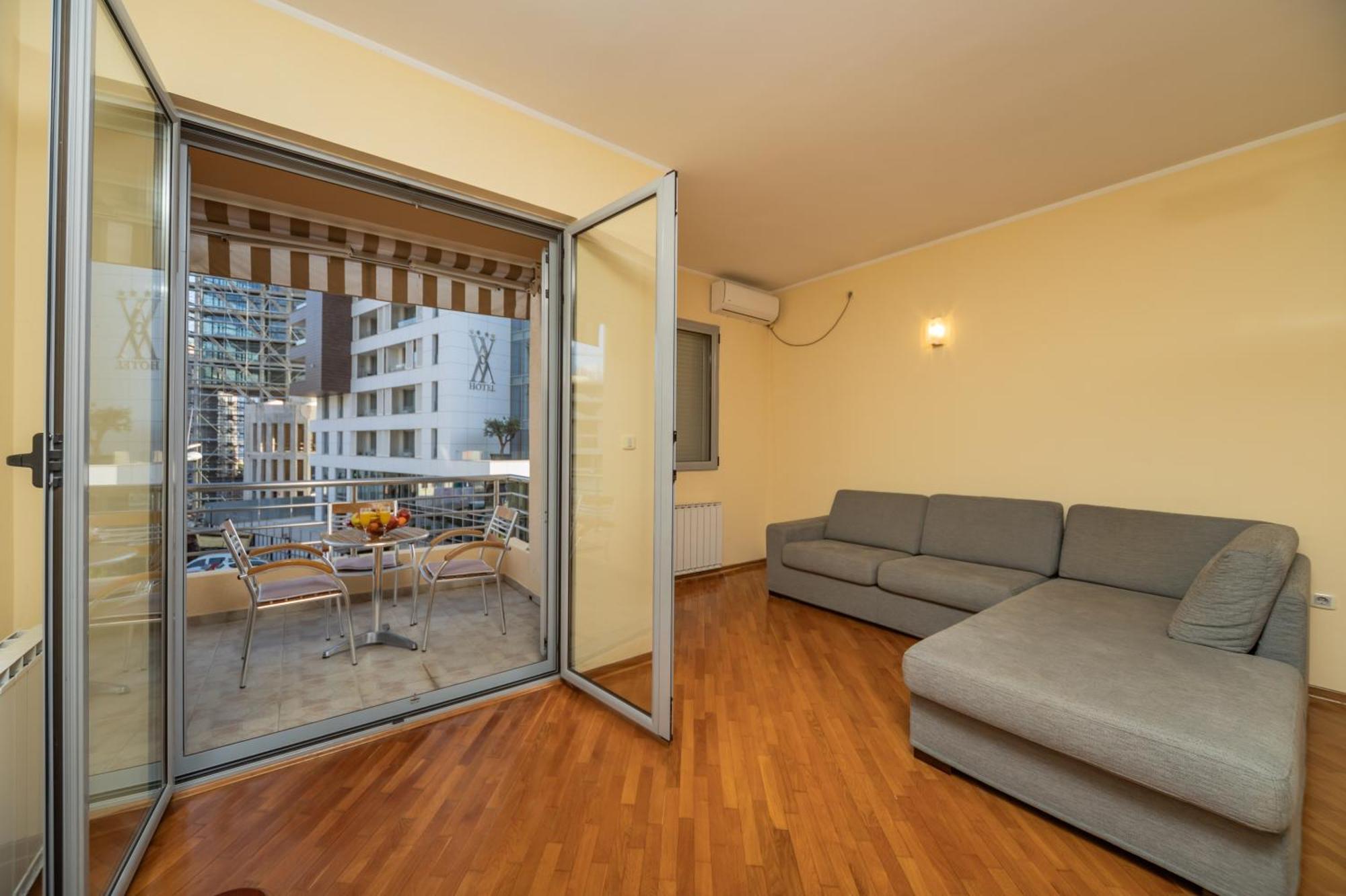 City Apartments Будва Экстерьер фото